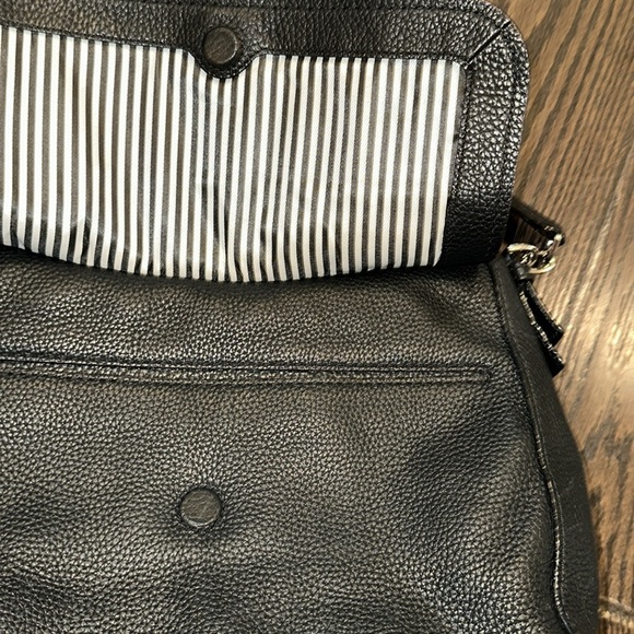 Kate Spade Classic Black Pebbled Shoulder Bag - Picture 4 of 11